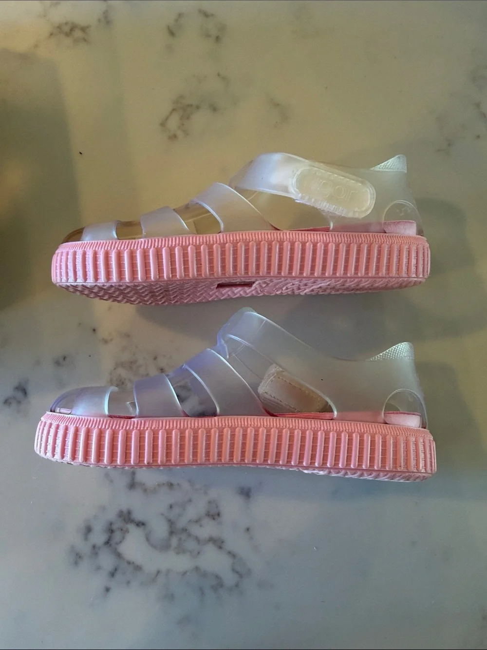 Igor Pink Translucent Jelly Sandals for Kids size 8